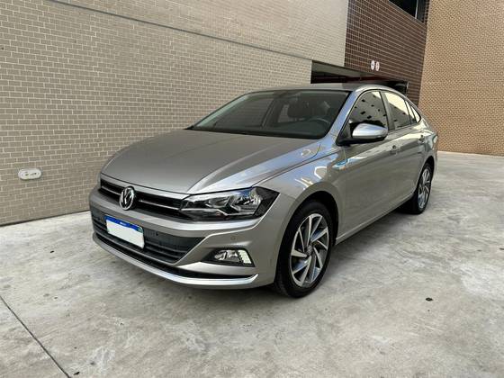VOLKSWAGEN VIRTUS 1.0 200 TSI HIGHLINE AUTOMÁTICO